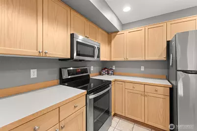 1600 121st Street SE #W106, Everett, WA 98208 - Photo 8
