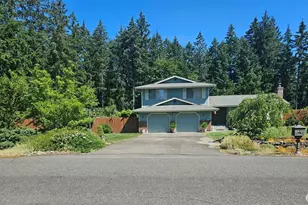 6819 E 254th St, Graham, WA 98338 - Photo 2
