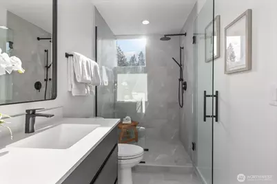 3110 Queen Anne Avenue N, Seattle, WA 98109 - Photo 6