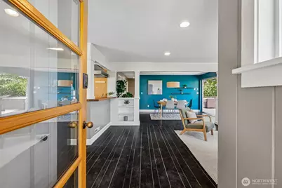 239 NW 48th Street, Seattle, WA 98107 - Photo 2