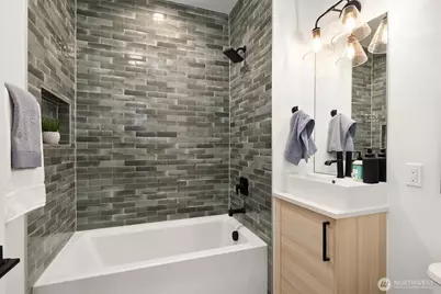 1755 17th Avenue, Seattle, WA 98122 - Photo 10