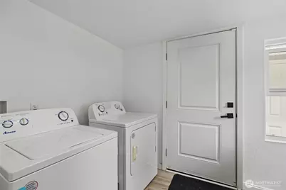 831 E 47th Street #2, Tacoma, WA 98404 - Photo 6