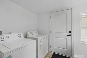 831 E 47th St, Tacoma, WA 98404 - Photo 6