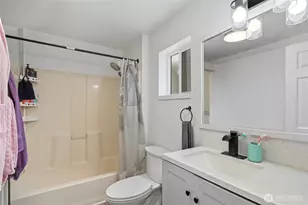 831 E 47th St, Tacoma, WA 98404 - Photo 8