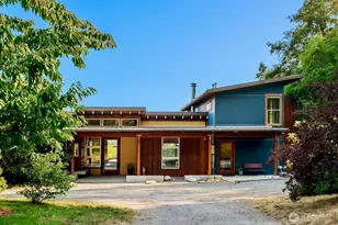 4409 SW Point Robinson Rd, Vashon, WA 98070 - Photo 4