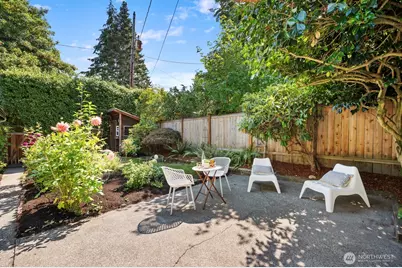 2916 Walnut Avenue SW, Seattle, WA 98116 - Photo 24