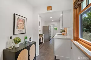 2916 Walnut Ave SW, Seattle, WA 98116 - Photo 8