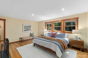 14677 Sivertson Rd NE, Bainbridge Island, WA 98110 - Photo 20