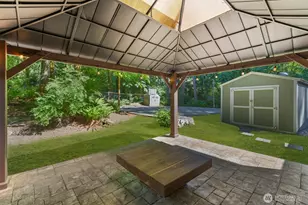 14677 Sivertson Rd NE, Bainbridge Island, WA 98110 - Photo 32