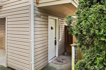 12042 31st Avenue NE, Seattle, WA 98125 - Photo 1