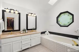 24520 NE 11th Pl, Sammamish, WA 98074 - Photo 24