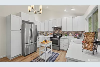 15041 SE Fairwood Boulevard, Renton, WA 98058 - Photo 10