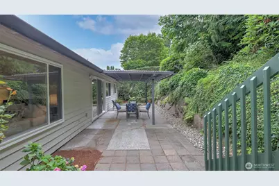 15041 SE Fairwood Boulevard, Renton, WA 98058 - Photo 28
