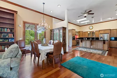 43103 Hilligoss Lane E, Eatonville, WA 98328 - Photo 12