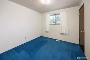 8926 Emerson Pl, Everett, WA 98208 - Photo 12