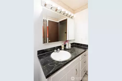8926 Emerson Place, Everett, WA 98208 - Photo 10