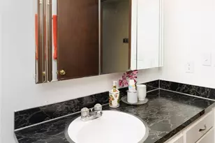 8926 Emerson Pl, Everett, WA 98208 - Photo 10