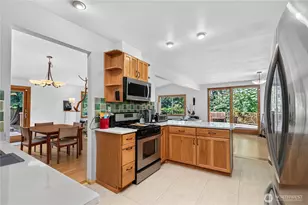 14325 E Lake Goodwin Rd, Stanwood, WA 98292 - Photo 4