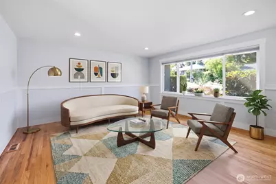 4634 S Gazelle Street, Seattle, WA 98118 - Photo 4