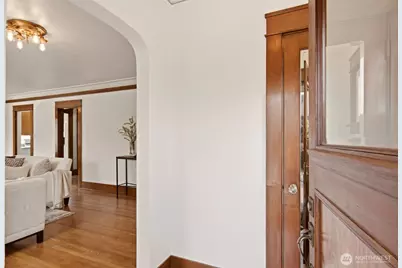 1754 S Horton Street, Seattle, WA 98144 - Photo 2