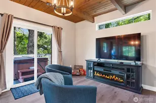 61 E Orchard Beach Dr, Grapeview, WA 98546 - Photo 8