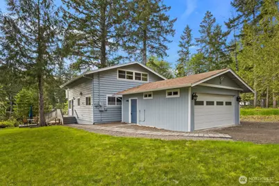61 E Orchard Beach Drive, Grapeview, WA 98546 - Photo 2