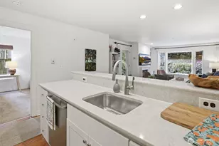 215 20th Ave E, Seattle, WA 98112 - Photo 12