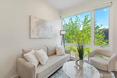 2310 W Newton Street, Seattle, WA 98199 - Photo 12