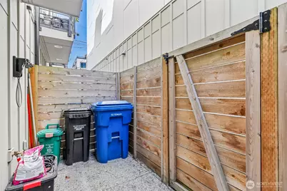 1770 C 14th Avenue S, Seattle, WA 98144 - Photo 28