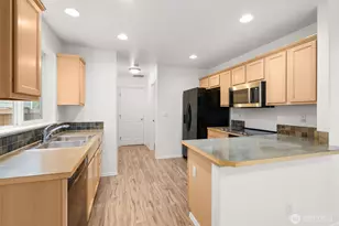 22411 SE 244th St, Maple Valley, WA 98038 - Photo 8