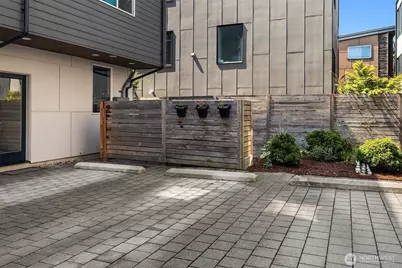 818 NW 53rd Street #B, Seattle, WA 98107 - Photo 30