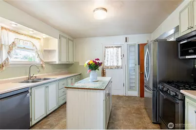 1350 Corbet Drive NW, Bremerton, WA 98312 - Photo 20