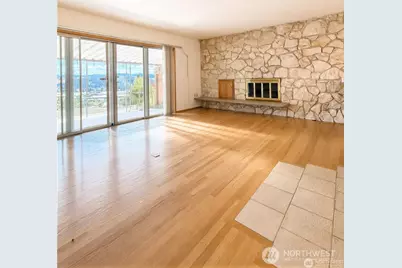 2305 126th Avenue Ct E, Edgewood, WA 98374 - Photo 2