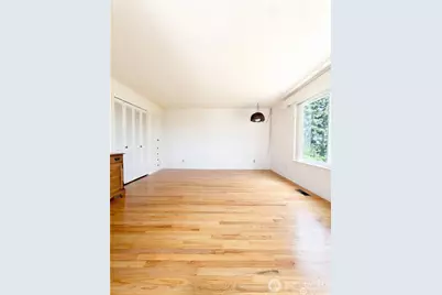2305 126th Avenue Ct E, Edgewood, WA 98374 - Photo 4