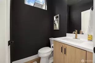1506 N 100th St, Seattle, WA 98133 - Photo 8