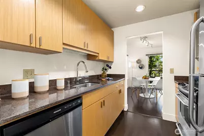 1711 E Olive Way #308, Seattle, WA 98102 - Photo 10