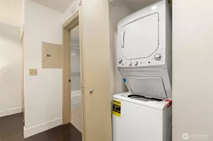 1711 E Olive Wy, Seattle, WA 98102 - Photo 16