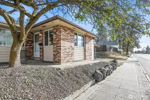 1332 W Garland Ave, Spokane, WA 99205 - Photo 2