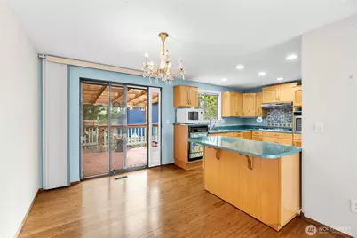 1127 SW Fairhaven Drive, Oak Harbor, WA 98277 - Photo 12