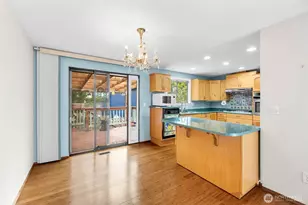 1127 SW Fairhaven Dr, Oak Harbor, WA 98277 - Photo 12