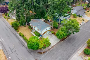 1127 SW Fairhaven Dr, Oak Harbor, WA 98277 - Photo 4