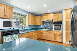1127 SW Fairhaven Dr, Oak Harbor, WA 98277 - Photo 14