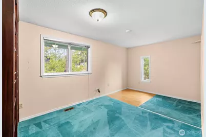 1127 SW Fairhaven Drive, Oak Harbor, WA 98277 - Photo 18
