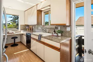 4837 46th Ave SW, Seattle, WA 98116 - Photo 16