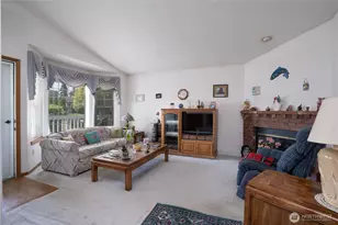511 6th St NW, Puyallup, WA 98371 - Photo 6