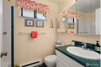 1111 S 249th Place, Des Moines, WA 98198 - Photo 18