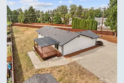 20411 Church Lake Road E, Bonney Lake, WA 98391 - Photo 24
