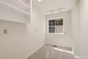 221 SW 331st Pl, Federal Way, WA 98023 - Photo 16