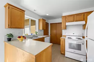 2209 24th St, Anacortes, WA 98221 - Photo 16
