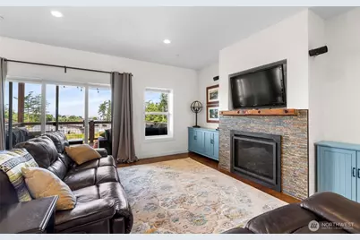 1325 Great Horned Owl Lane, Oak Harbor, WA 98277 - Photo 2